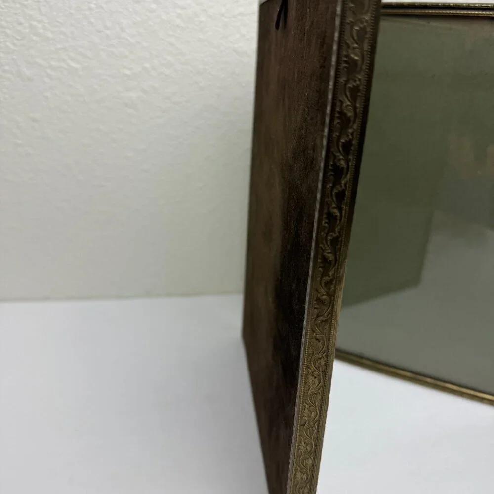 N/A antique metal